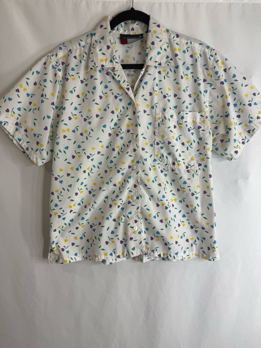 Headliners Vintage Short Sleeve Button Down Shirt White Heart Print, Size M